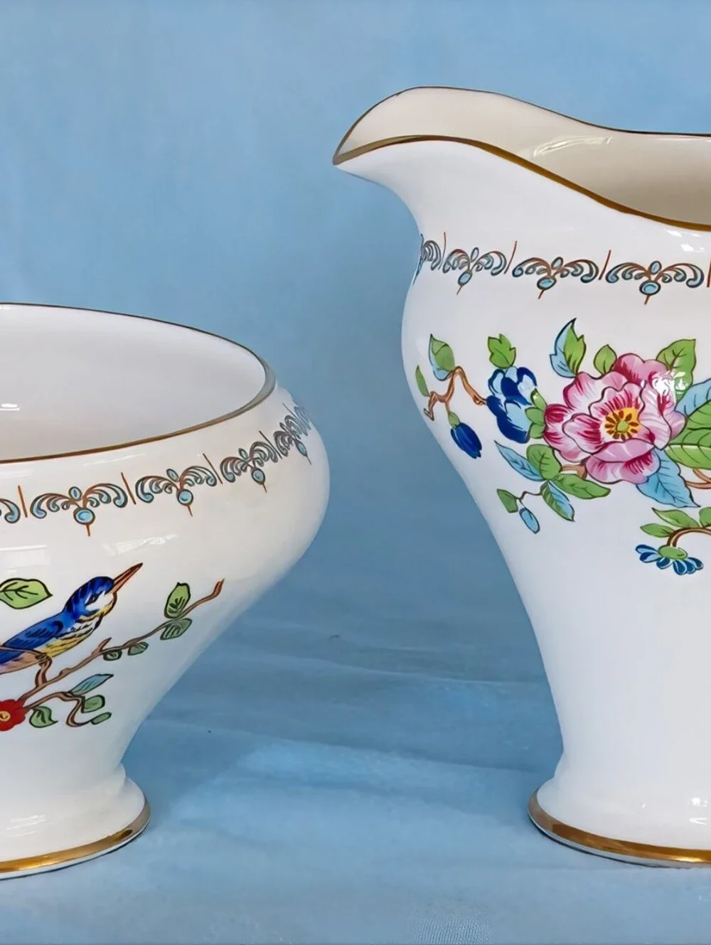Beautiful Aynsley England Pembroke Cup and Saucer W/ Bread & Butter Plates 6 Set